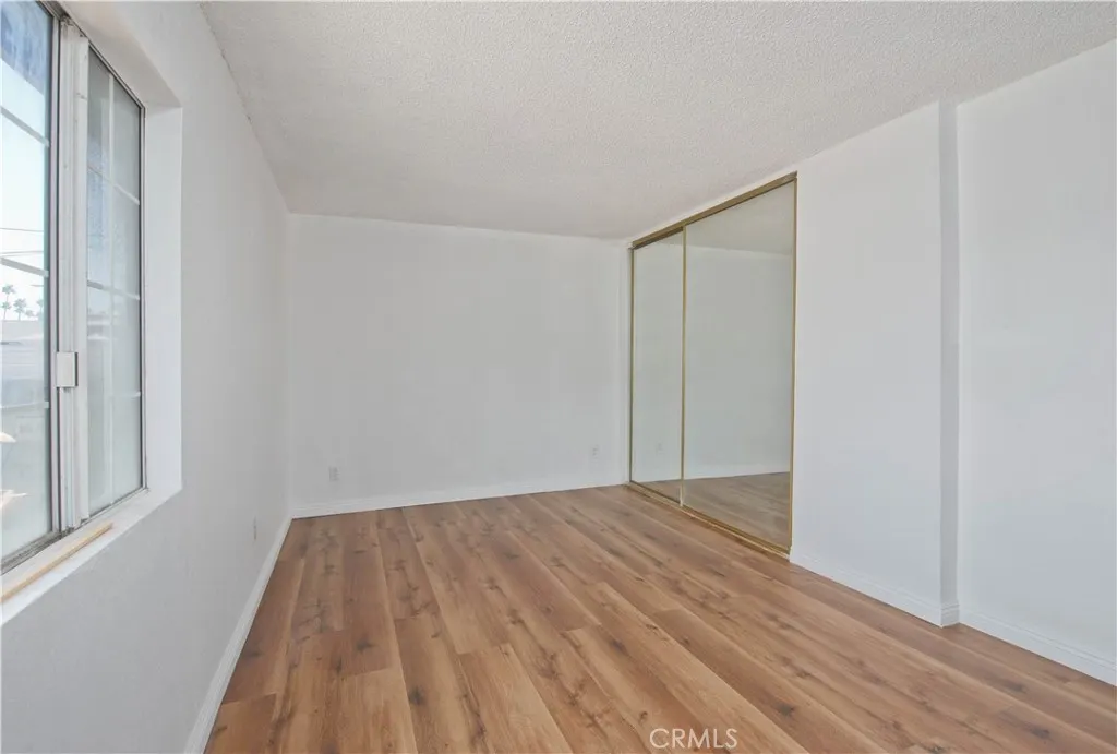 1106 N San Gabriel