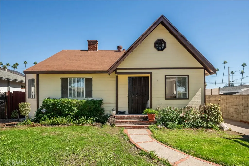 1106 N San Gabriel