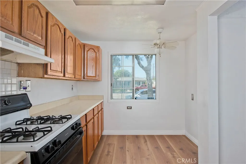 1106 N San Gabriel