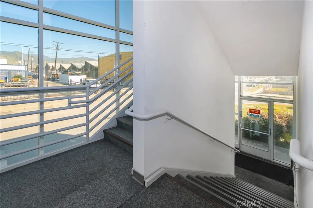 1151 W 5th