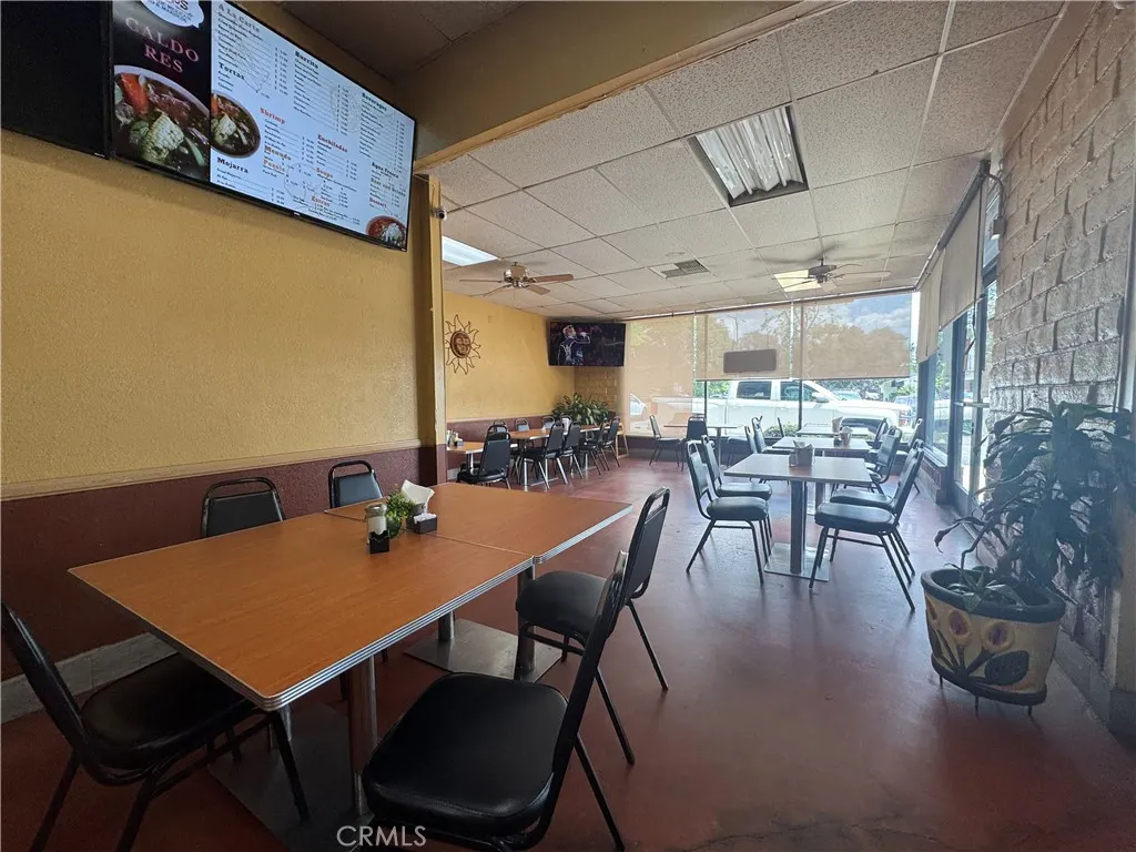 835 S Glendora