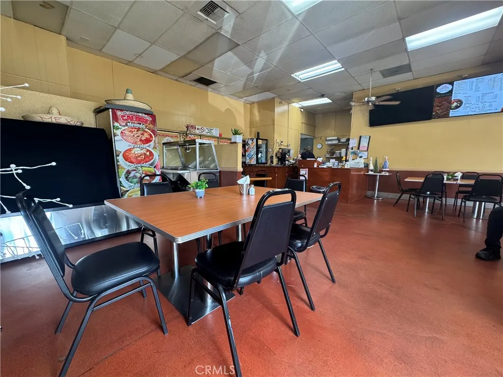 835 S Glendora