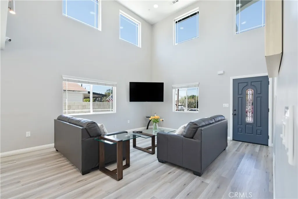 532 Mcfadden