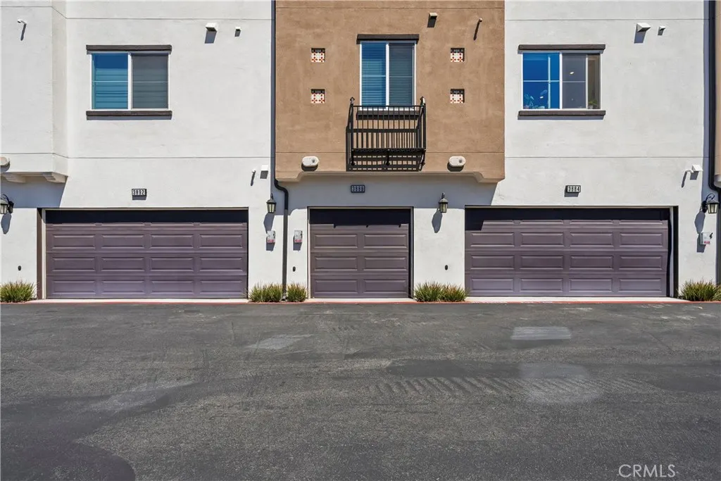 3888 Verdana Circle