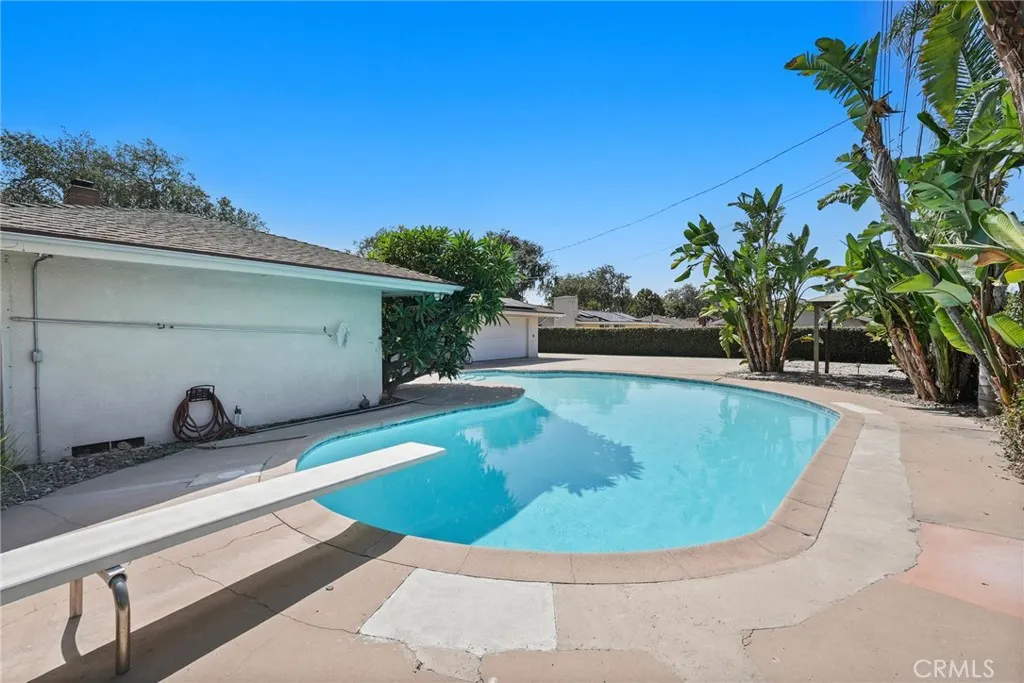 2025 Yorba Drive