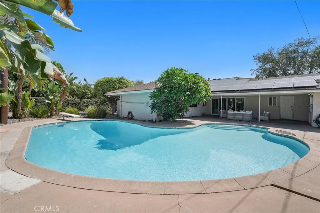 2025 Yorba Drive