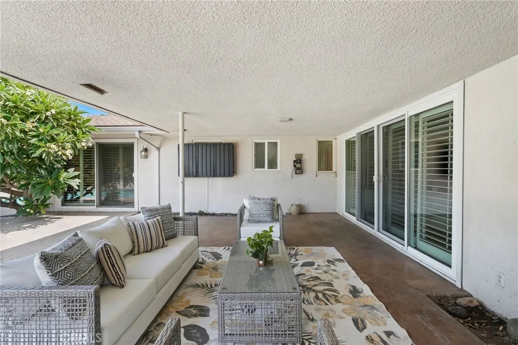 2025 Yorba Drive