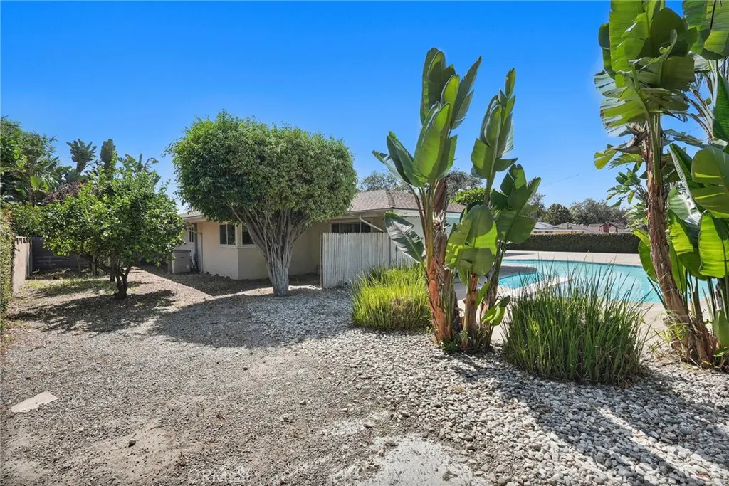 2025 Yorba Drive