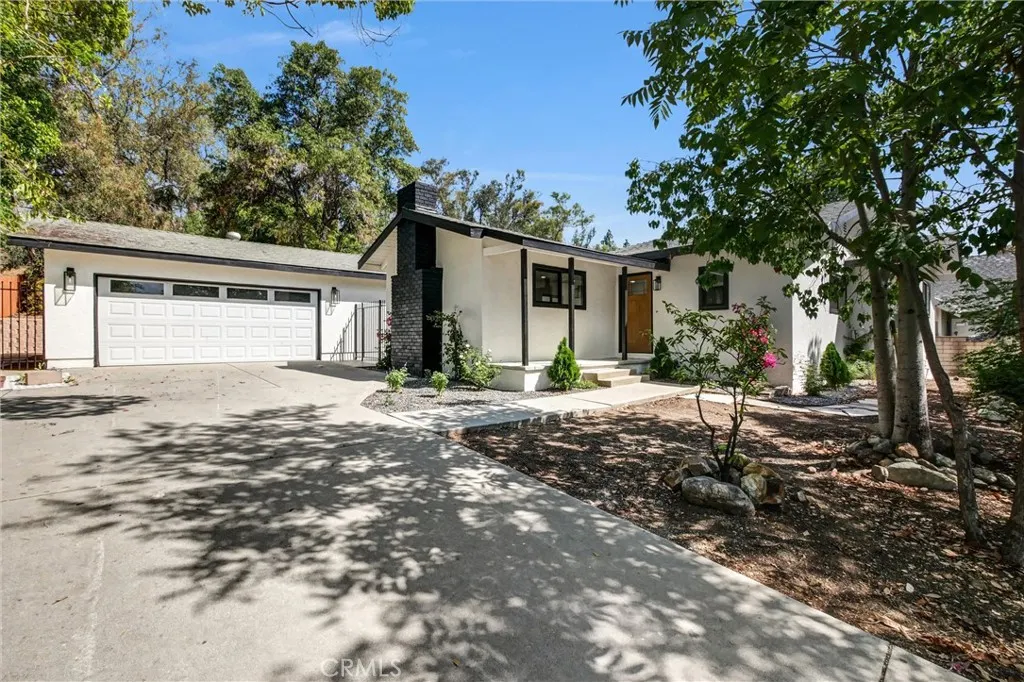 403 W 5th