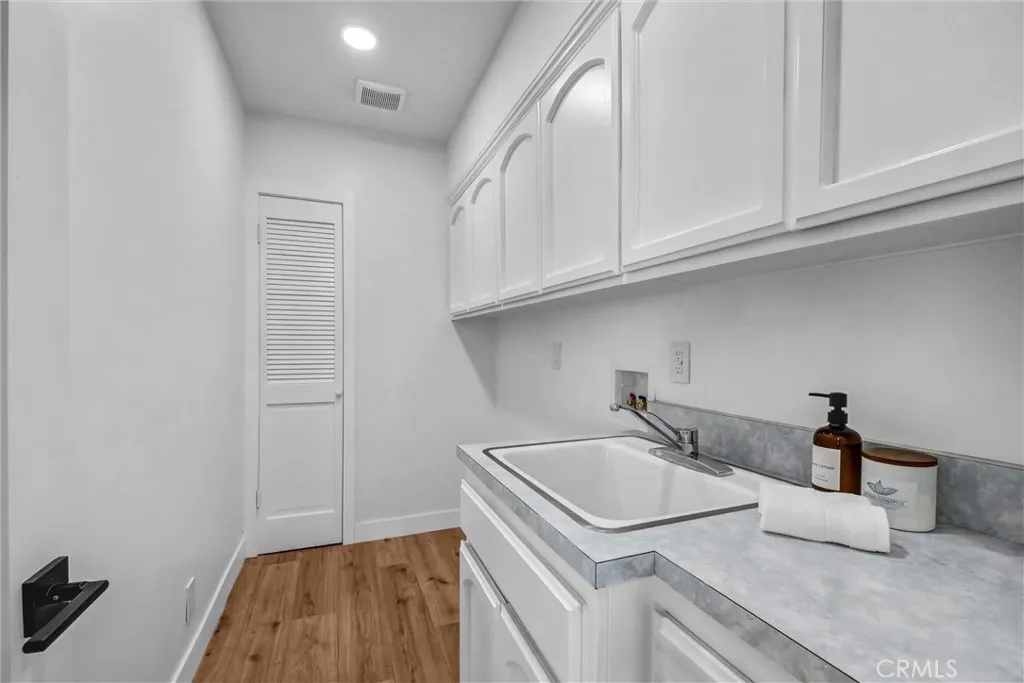 403 W 5th