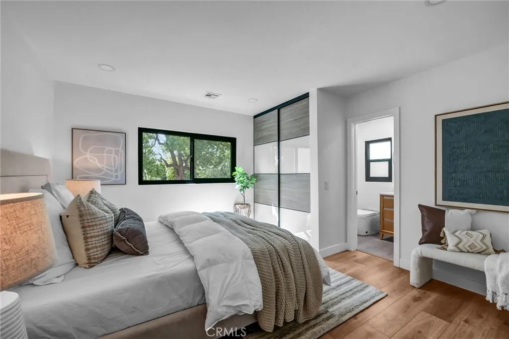 403 W 5th
