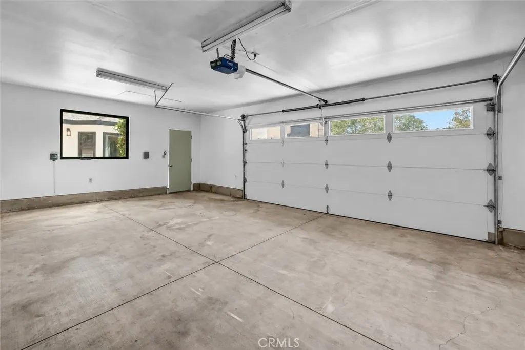 403 W 5th