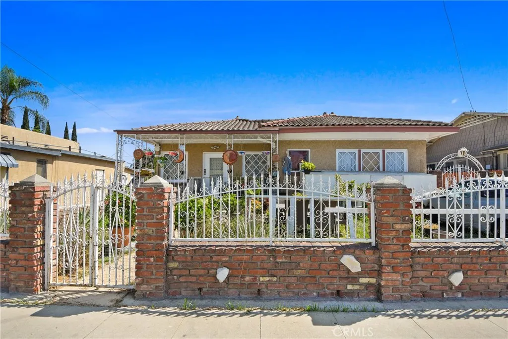 3544 Granada