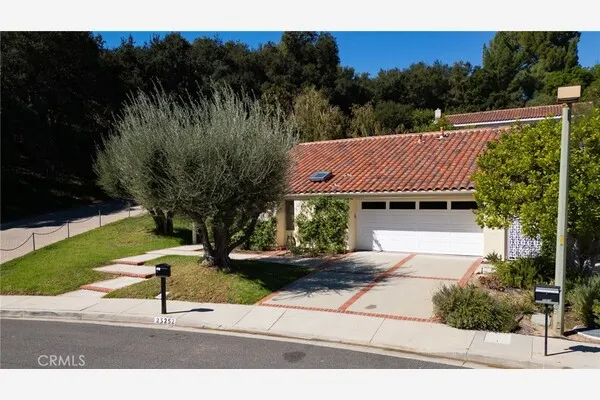 23252 Park Ensenada
