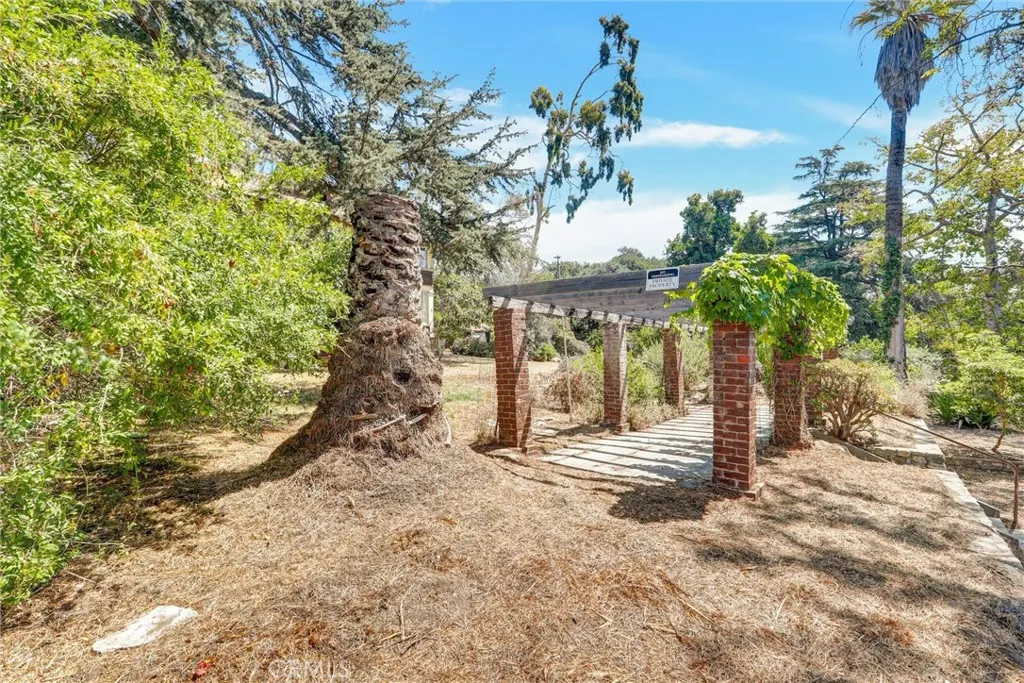 1012 Glencoe Heights Drive