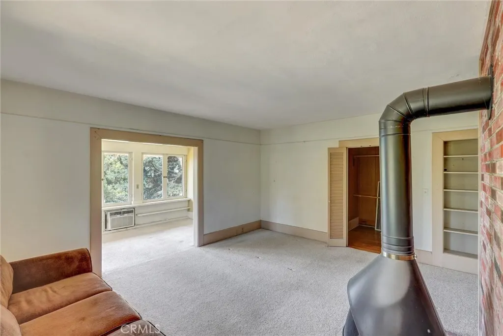 1012 Glencoe Heights Drive