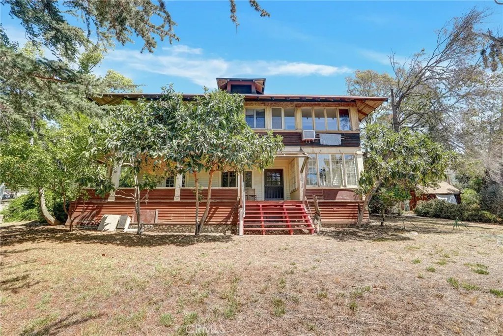 1012 Glencoe Heights Drive
