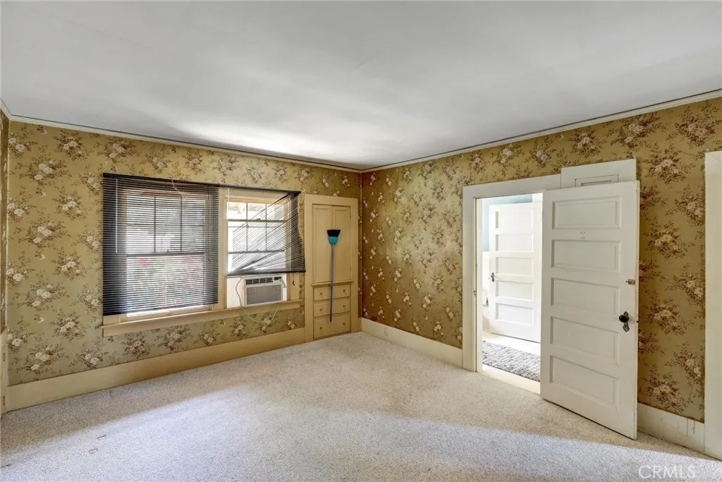 1012 Glencoe Heights Drive