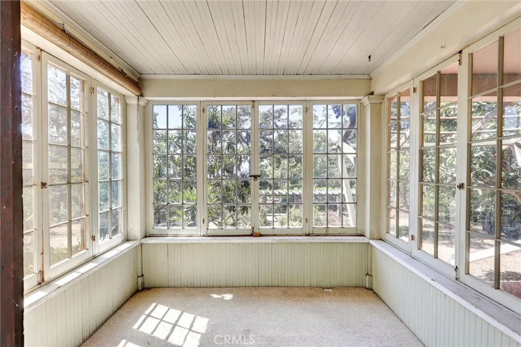 1012 Glencoe Heights Drive