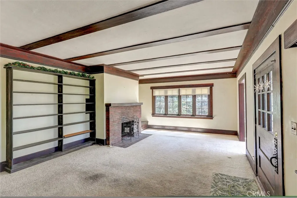 1012 Glencoe Heights Drive