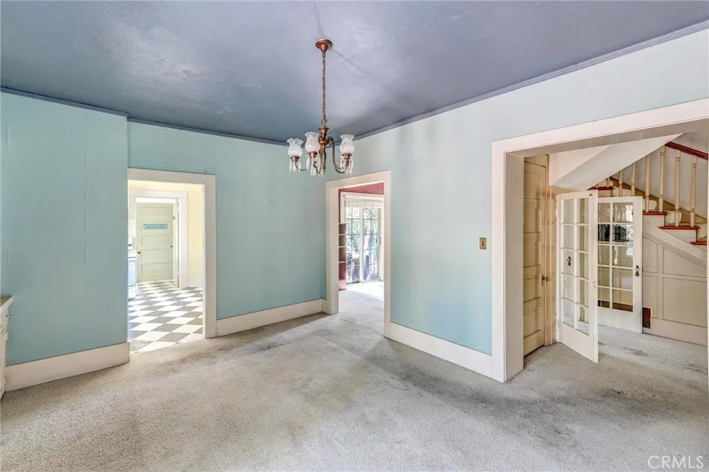 1012 Glencoe Heights Drive