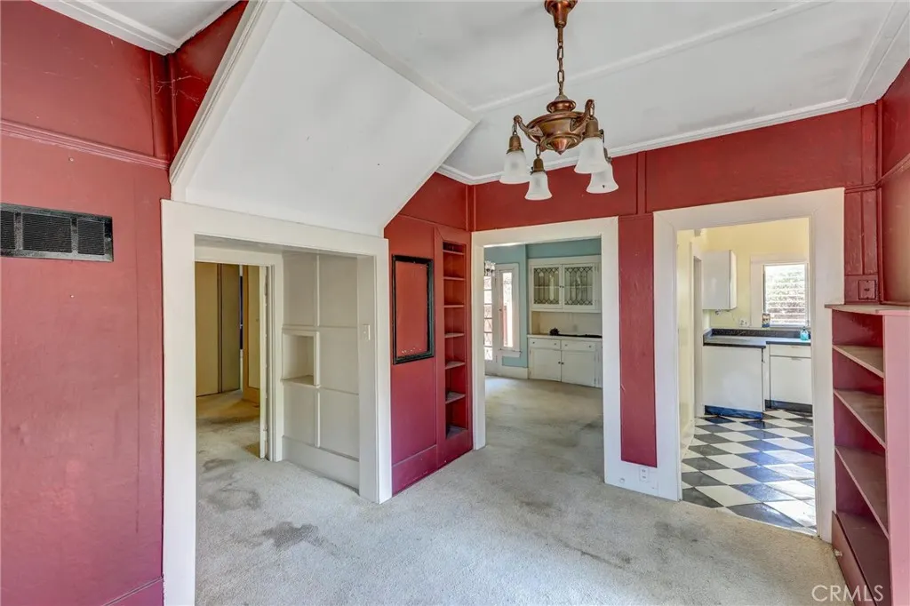 1012 Glencoe Heights Drive