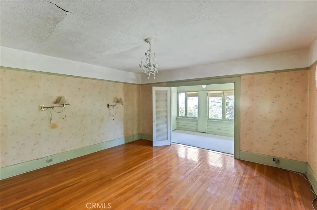 1012 Glencoe Heights Drive