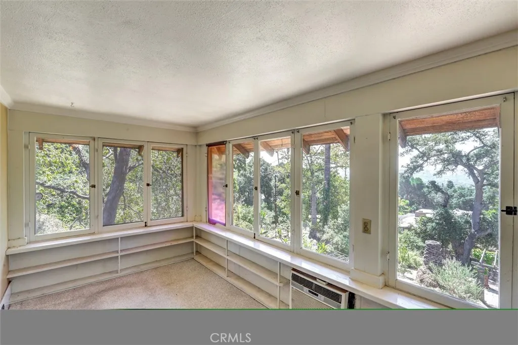 1012 Glencoe Heights Drive