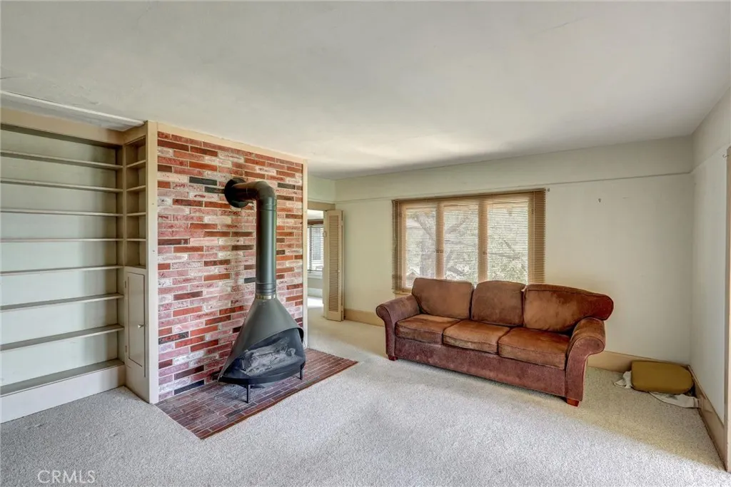 1012 Glencoe Heights Drive