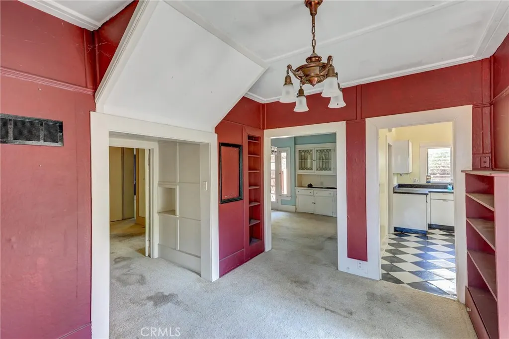 1012 Glencoe Heights Drive