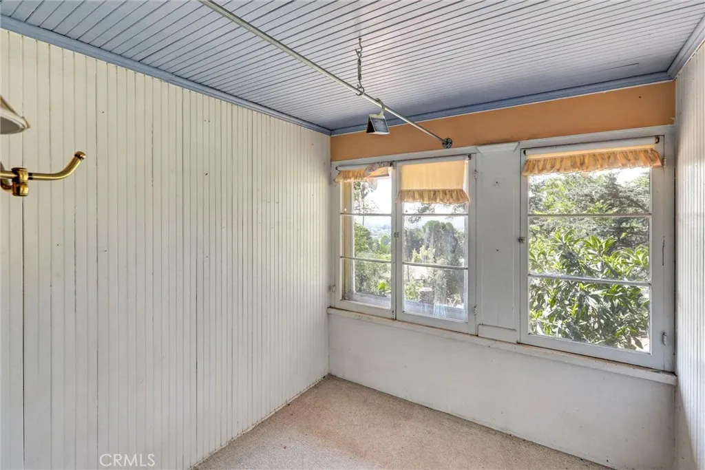 1012 Glencoe Heights Drive