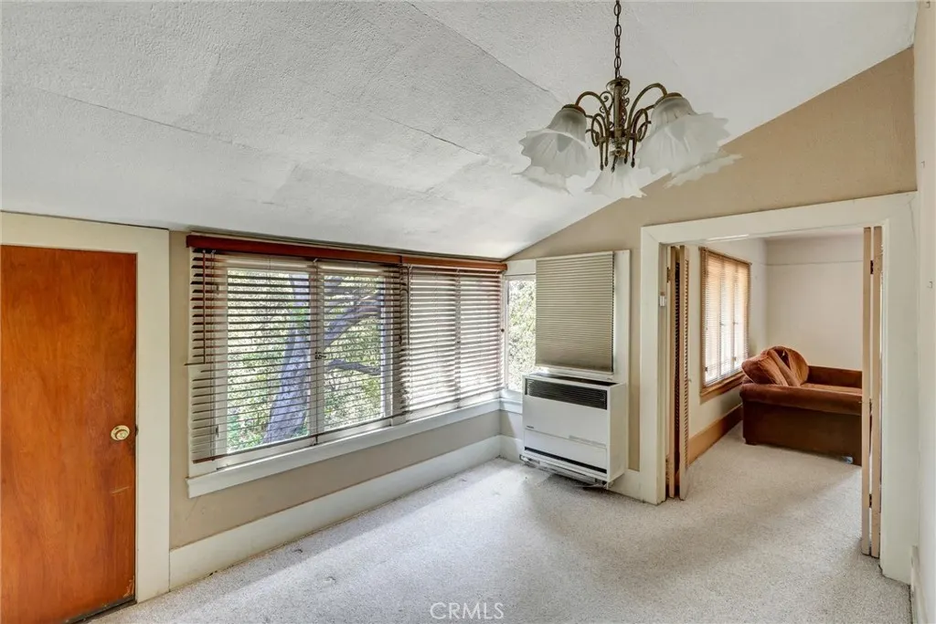 1012 Glencoe Heights Drive