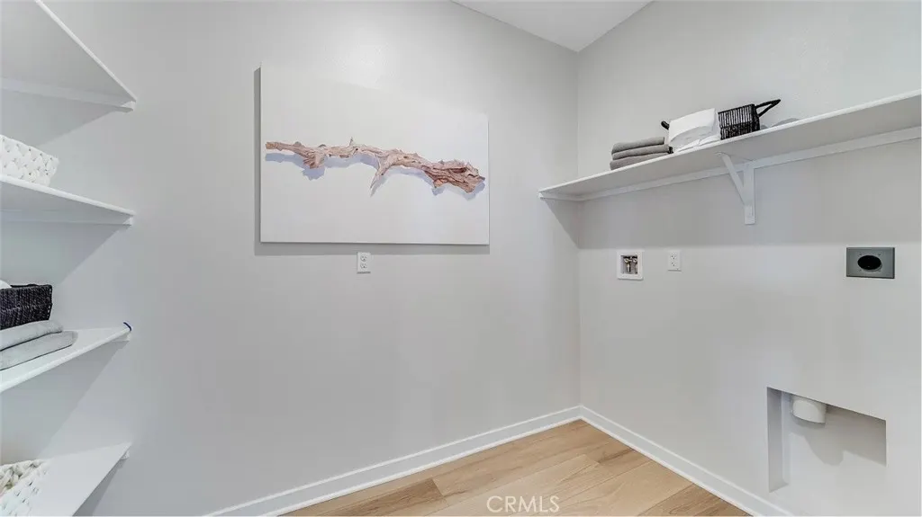 3282 Floral Paseo