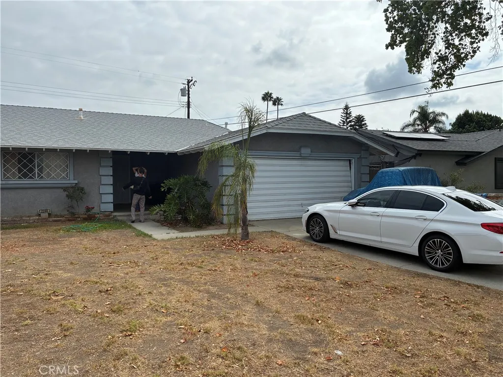 2248 Mariposa Street