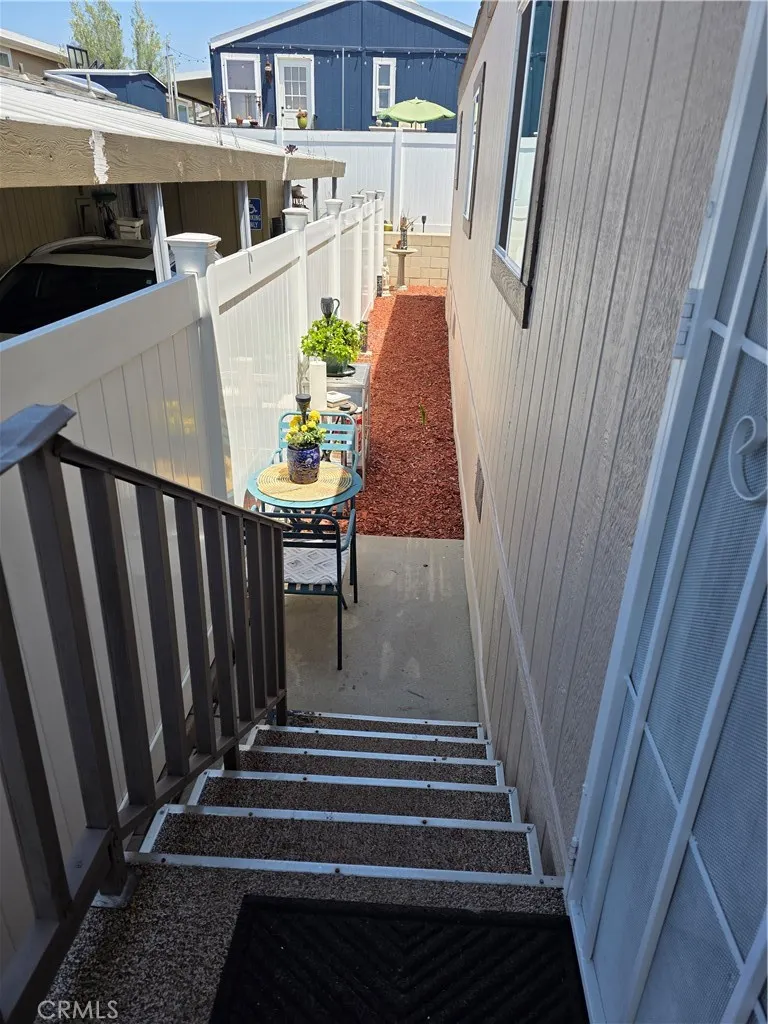 1051 Site #209