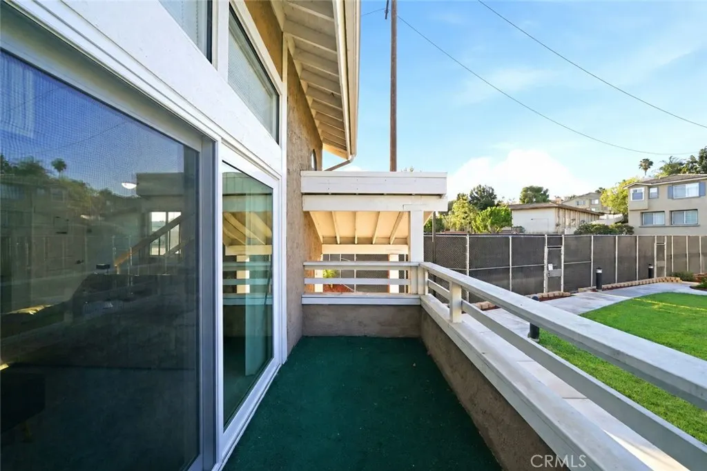 981 W Imperial Hwy #23