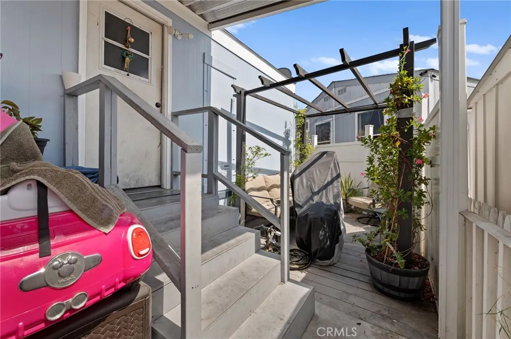 1700 South Glendora Ave #9