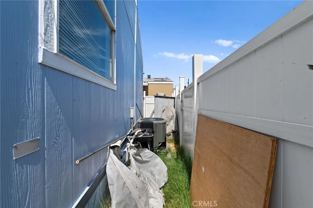 1700 South Glendora Ave #9