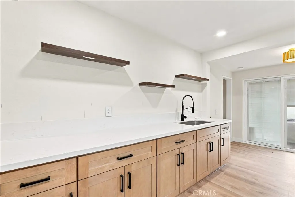 5538 N Aspan