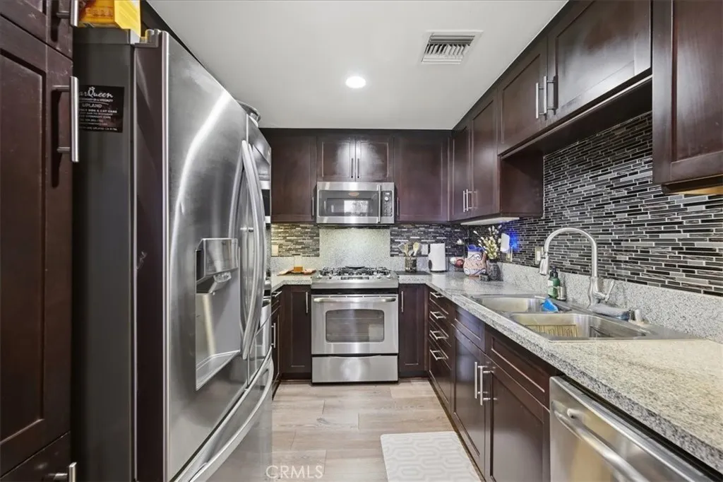 354 S. San Dimas Ave
