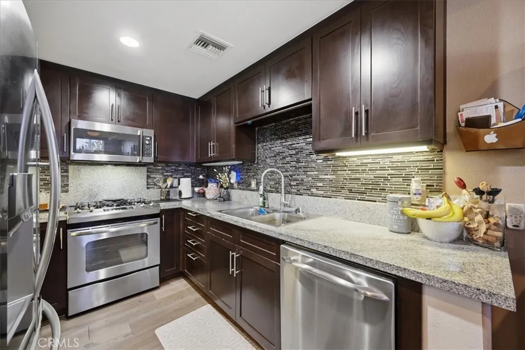 354 S. San Dimas Ave
