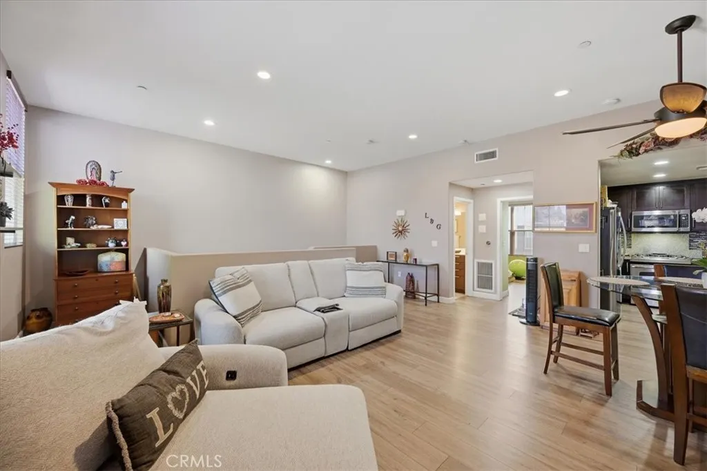 354 S. San Dimas Ave