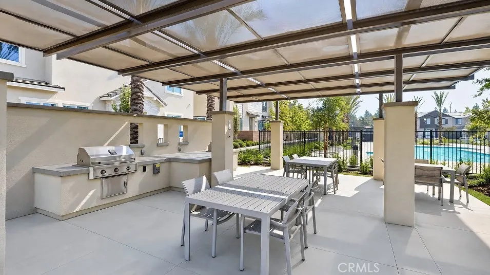 3164 Homestead Paseo