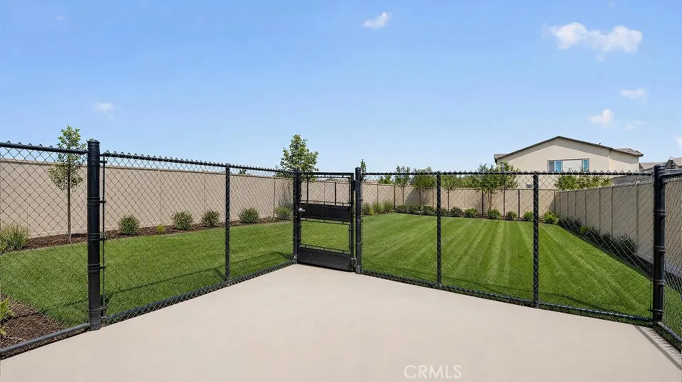 3164 Homestead Paseo