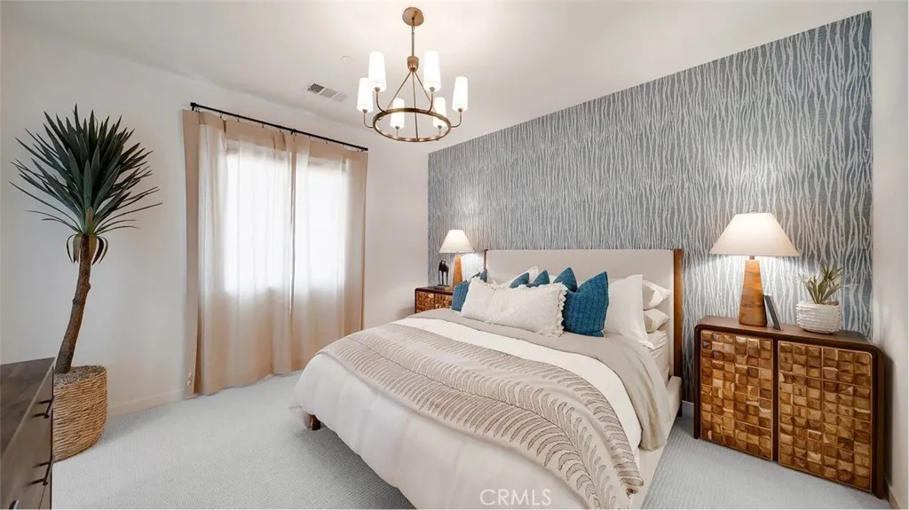 3176 Homestead Paseo