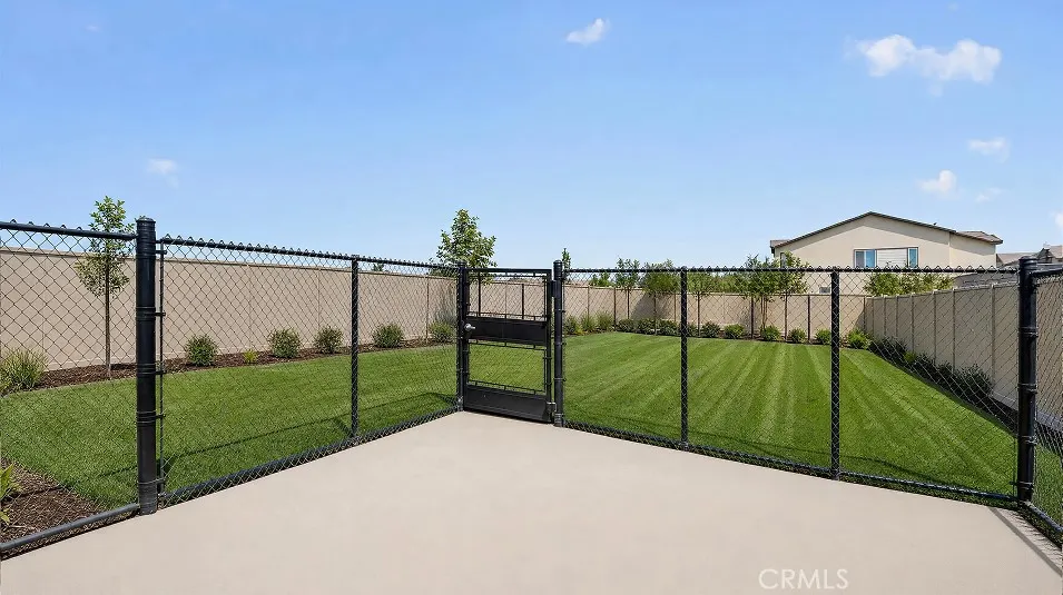 3176 Homestead Paseo