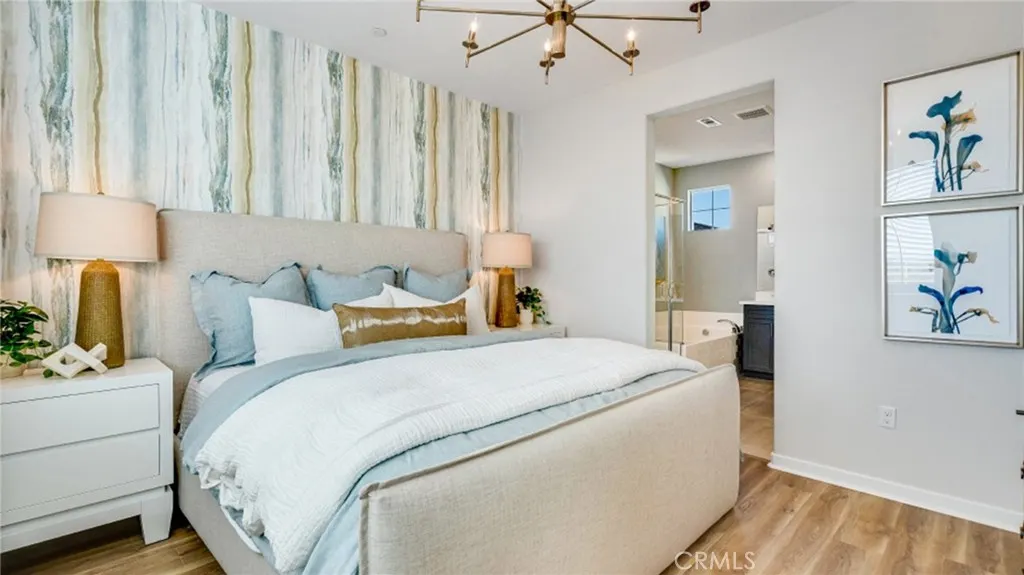 2887 E Amberley Privado