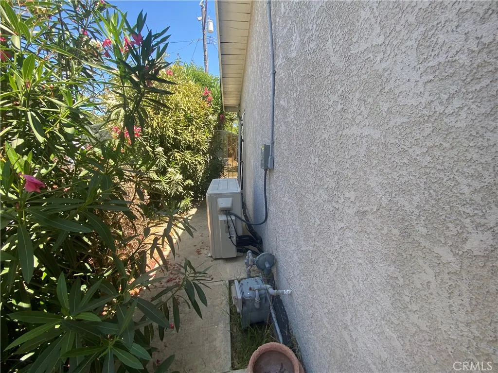 550 Whiteford Avenue