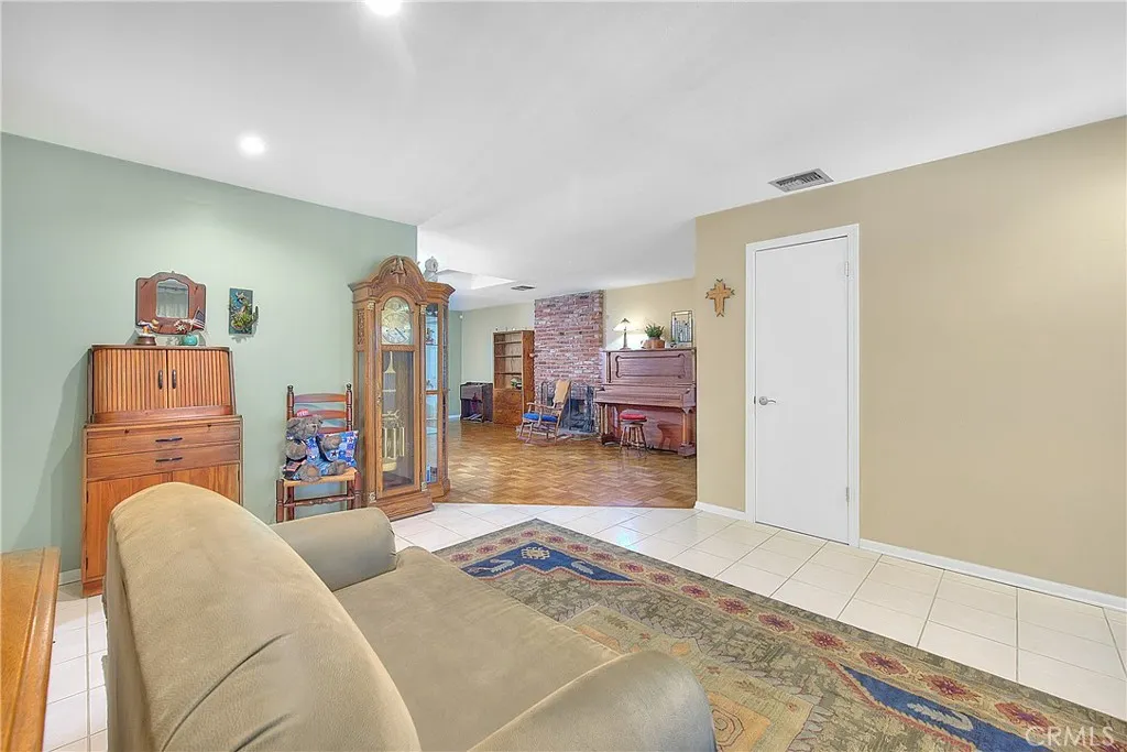 2147 E Rio Verde Drive