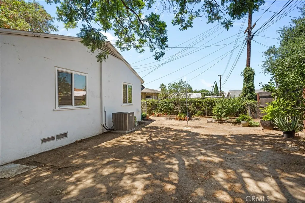 1277 Mindo Drive